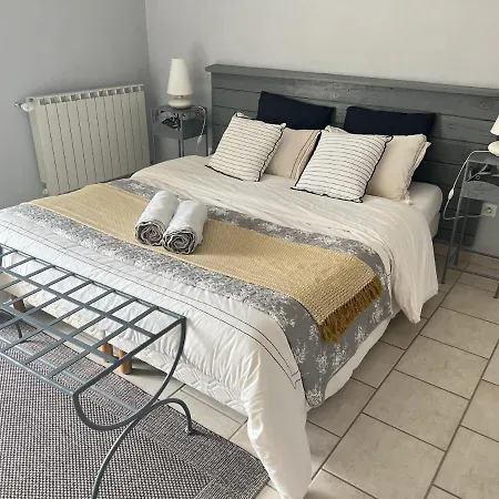 Mas De L'estiou Homestay *