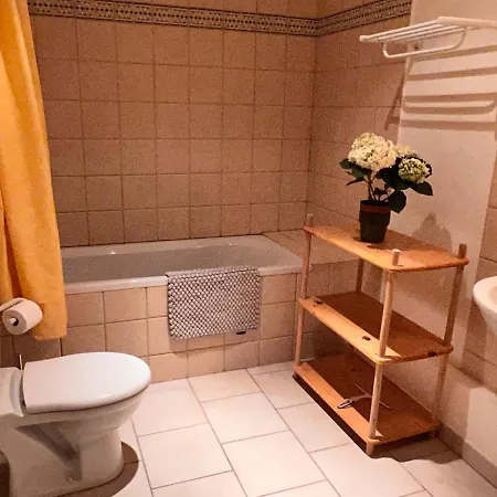 Mas De L'estiou Homestay Monteux