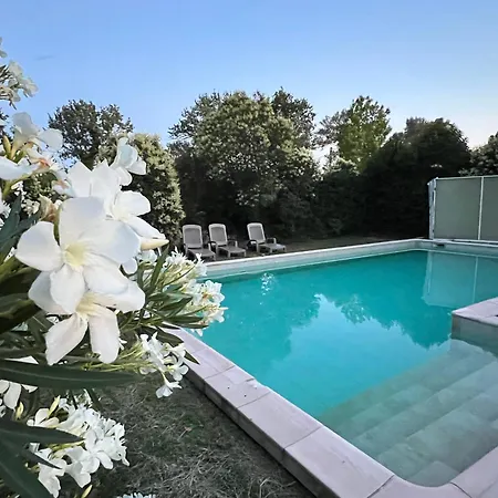 Mas De L'estiou Homestay